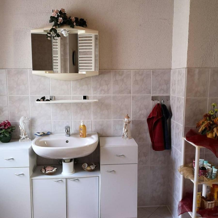 Ferienwohnung Am Wald タラント エクステリア 写真